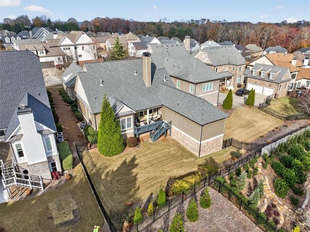 5471 Autumn Flame Drive, Braselton, GA 30517