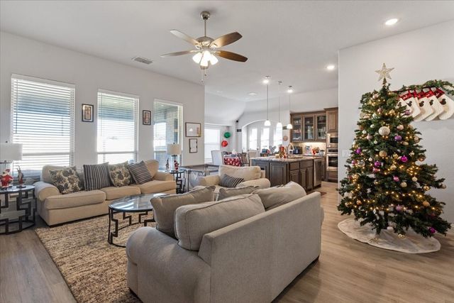 4209 Misty Ridge Street, Mesquite, TX 75181