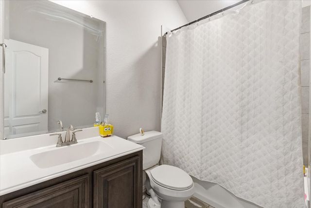 4209 Misty Ridge Street, Mesquite, TX 75181