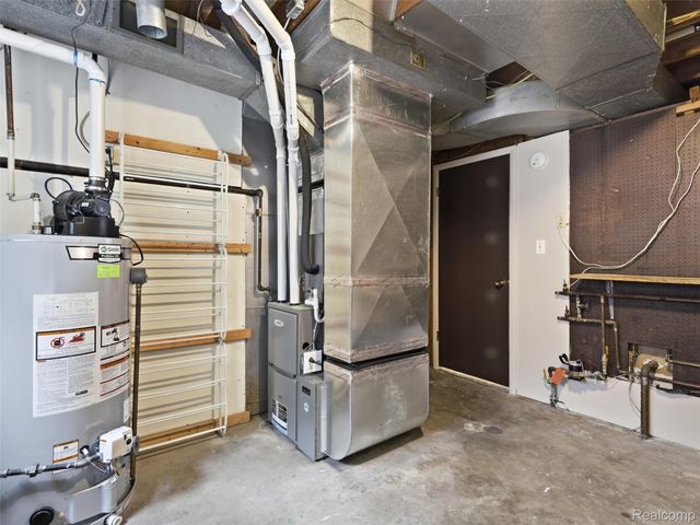 1757 Dover Court, Superior Charter Township, MI 48198