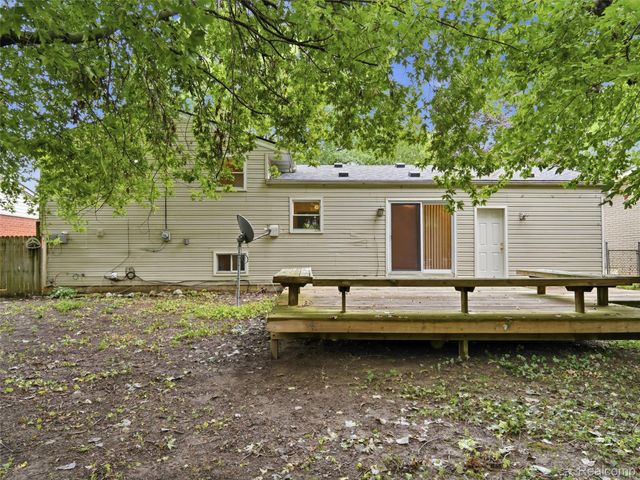 1757 Dover Court, Superior Charter Township, MI 48198