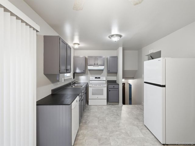 1757 Dover Court, Superior Charter Township, MI 48198