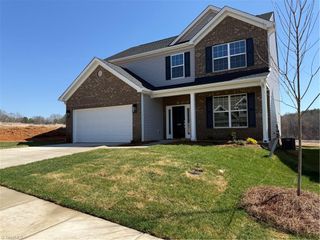 1869 Black Horse Road 75, Kernersville, NC 27284