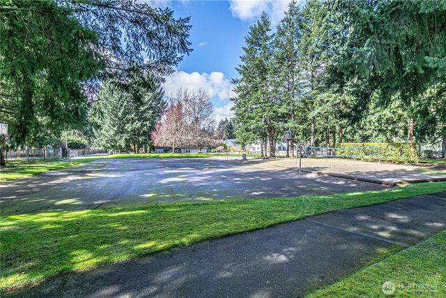 8611 165th Street Ct E, Puyallup, WA 98375