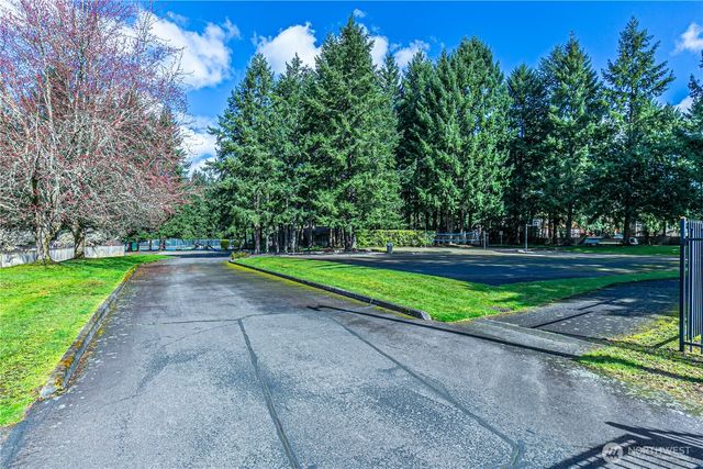 8611 165th Street Ct E, Puyallup, WA 98375