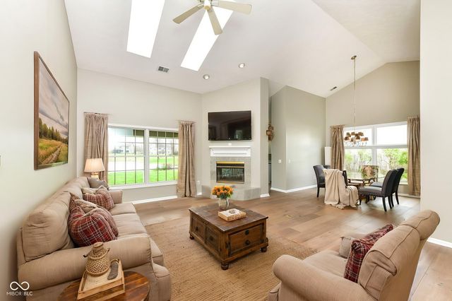 18015 Sun Ridge Circle, Noblesville, IN 46062