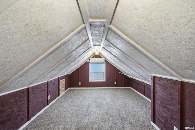 932 S SUMNER Avenue, Peoria, IL 61605