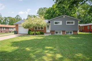 511 Taff Circle, Louisville, OH 44641