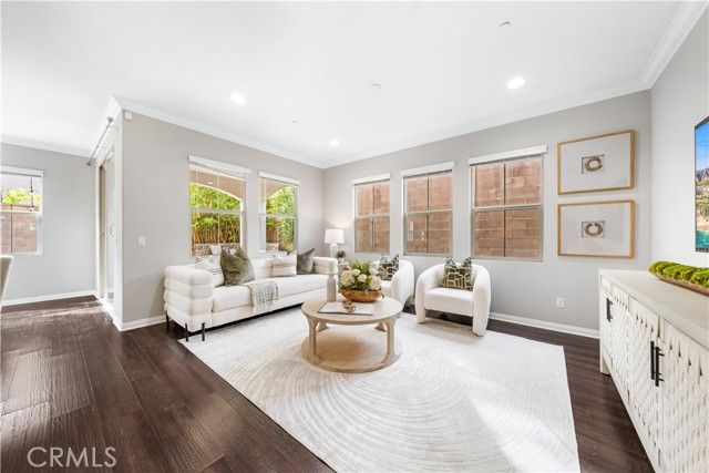 102 Yellow Pine, Irvine, CA 92618