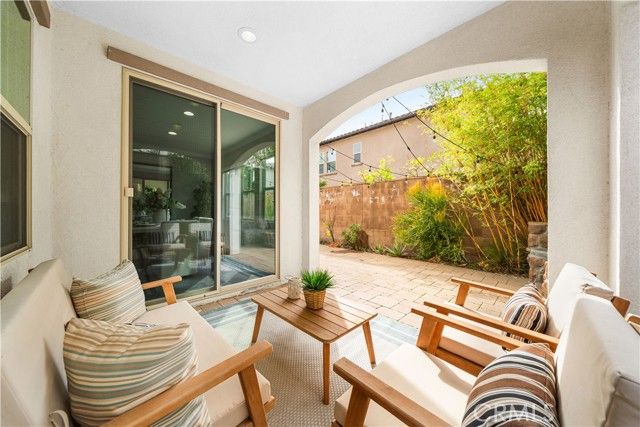 102 Yellow Pine, Irvine, CA 92618