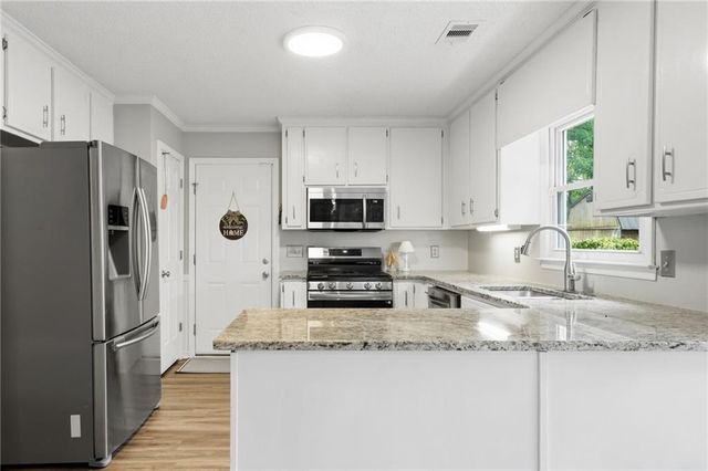 6043 Jonathan Trace, Canton, GA 30115
