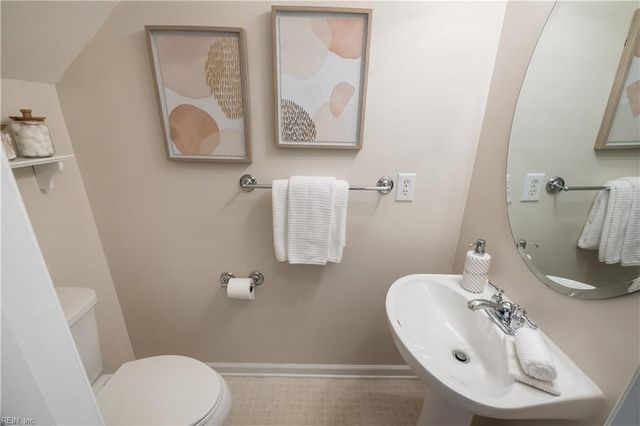 5035 Ocean WAY, Norfolk, VA 23518