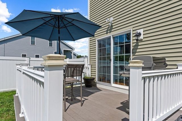 29 Tea Party Dr 29, Uxbridge, MA 01569