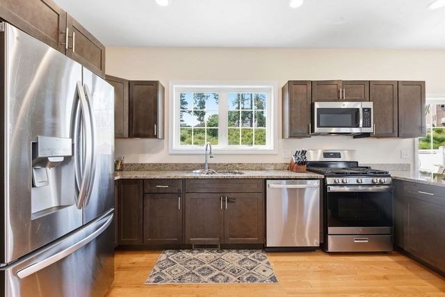 29 Tea Party Dr 29, Uxbridge, MA 01569