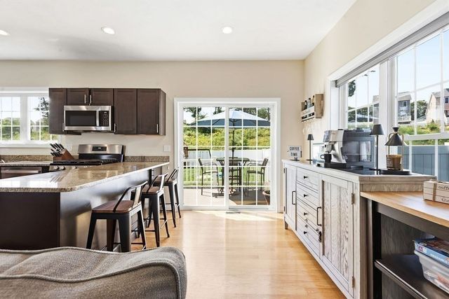 29 Tea Party Dr 29, Uxbridge, MA 01569