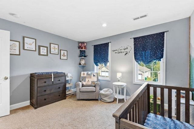 29 Tea Party Dr 29, Uxbridge, MA 01569