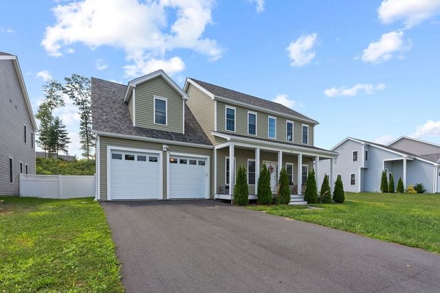 29 Tea Party Dr 29, Uxbridge, MA 01569
