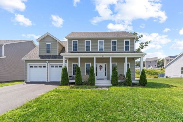 29 Tea Party Dr 29, Uxbridge, MA 01569
