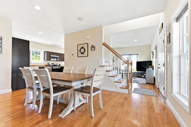 29 Tea Party Dr 29, Uxbridge, MA 01569