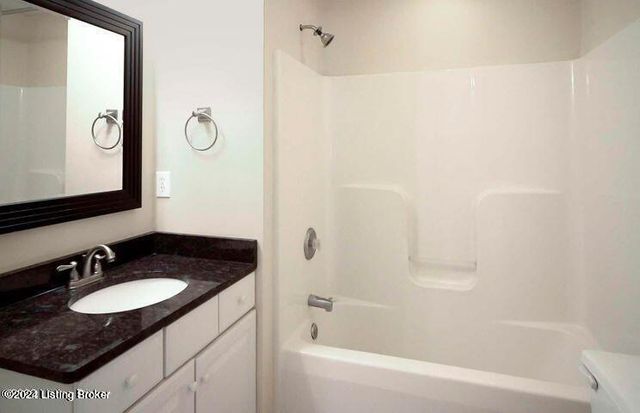 11609 Walnut View Way, Louisville, KY 40299