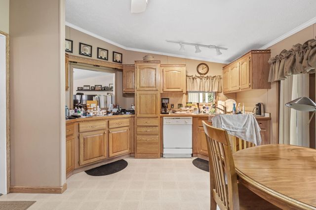 11155 West Drive, Demotte, IN 46310