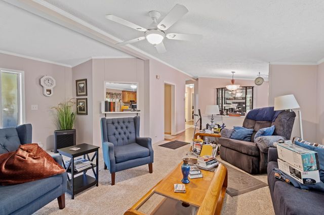 11155 West Drive, Demotte, IN 46310