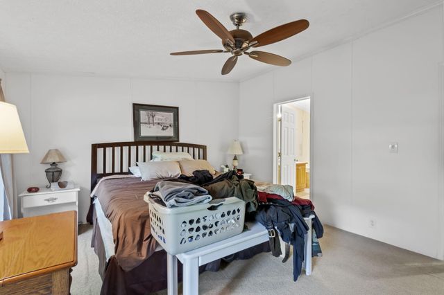 11155 West Drive, Demotte, IN 46310