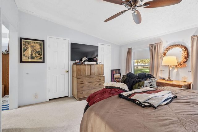 11155 West Drive, Demotte, IN 46310