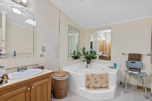 11155 West Drive, Demotte, IN 46310