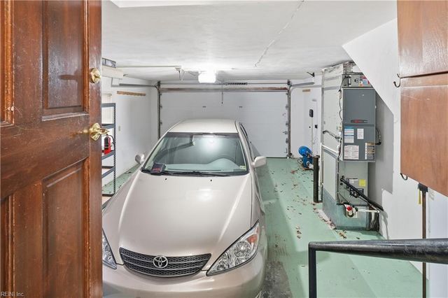 625 Pleasant Hall DR, Virginia Beach, VA 23464