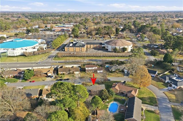 625 Pleasant Hall DR, Virginia Beach, VA 23464