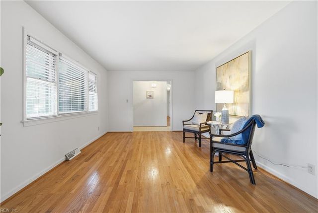 625 Pleasant Hall DR, Virginia Beach, VA 23464