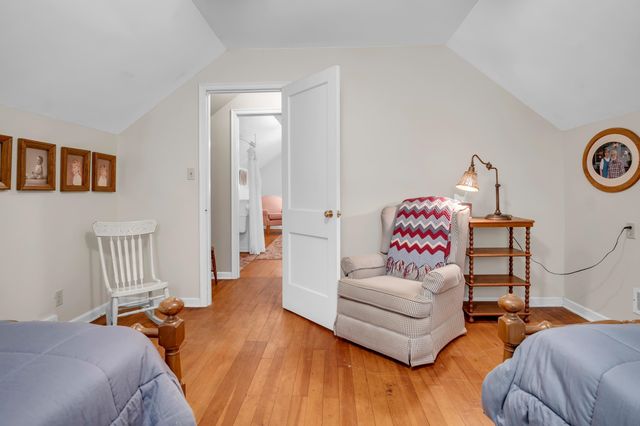 717 Grandview Ave, Newton, KS 67114