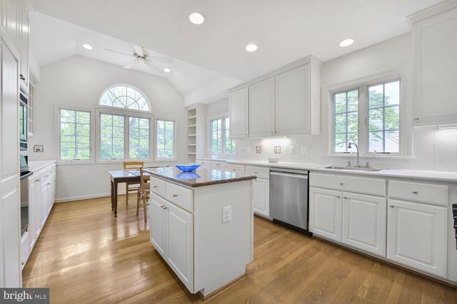 3901 RIDGE RD, Annandale, VA 22003