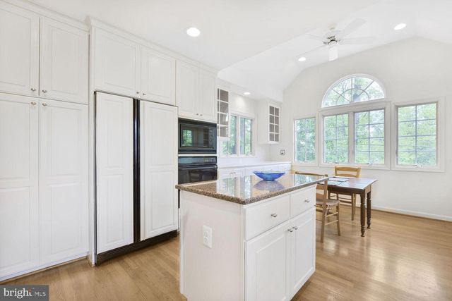 3901 RIDGE RD, Annandale, VA 22003