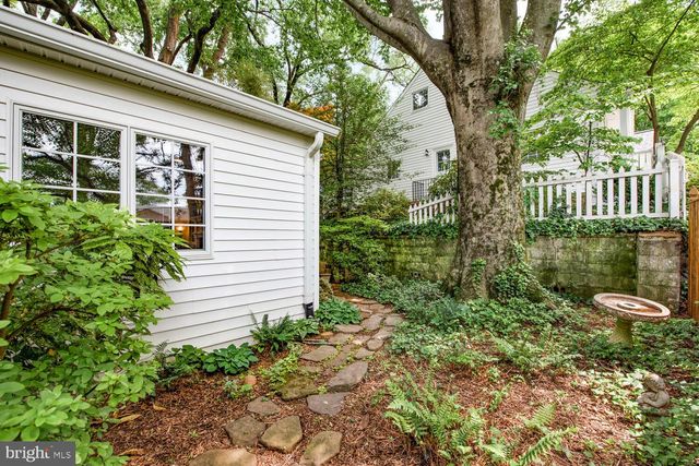 3901 RIDGE RD, Annandale, VA 22003