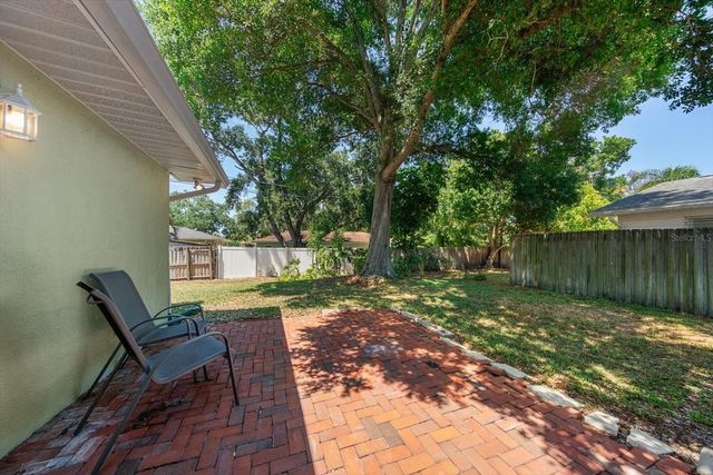 11171 105TH AVENUE, Largo, FL 33778