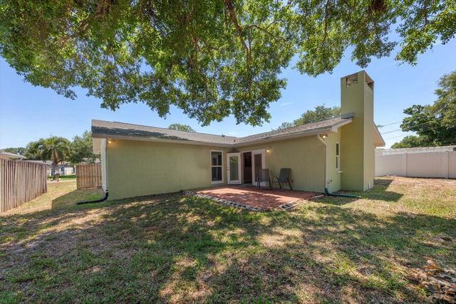 11171 105TH AVENUE, Largo, FL 33778