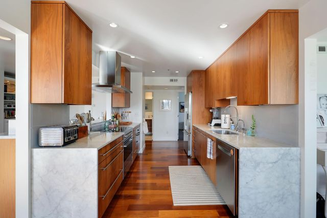 48 Groveland Terrace 414, Minneapolis, MN 55403