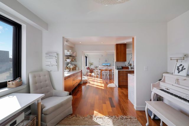 48 Groveland Terrace 414, Minneapolis, MN 55403