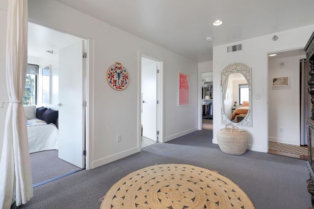 48 Groveland Terrace 414, Minneapolis, MN 55403