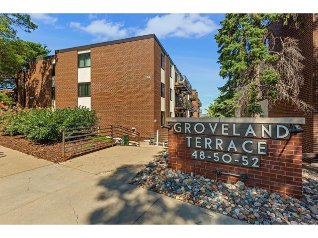 48 Groveland Terrace 414, Minneapolis, MN 55403