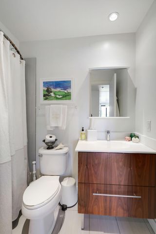 48 Groveland Terrace 414, Minneapolis, MN 55403