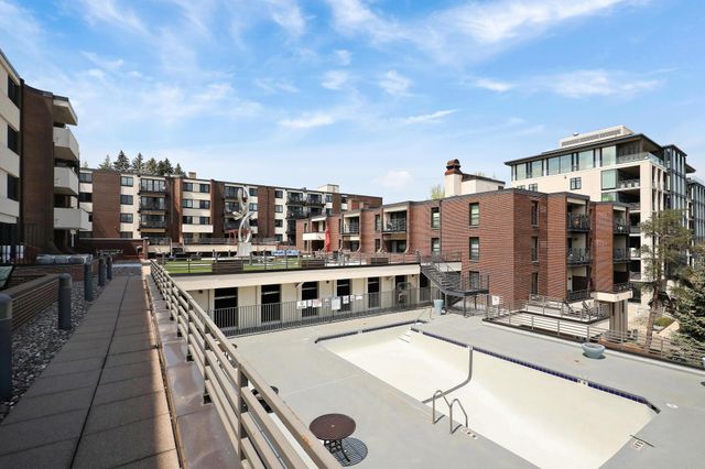 48 Groveland Terrace 414, Minneapolis, MN 55403