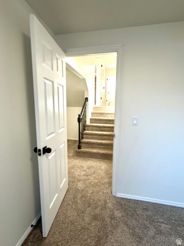 1467 W 1750 N, Clinton, UT 84015