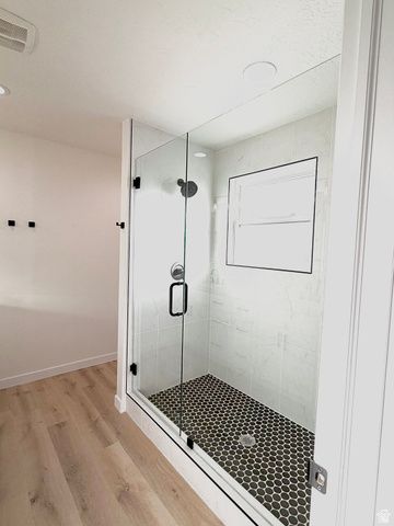 1467 W 1750 N, Clinton, UT 84015