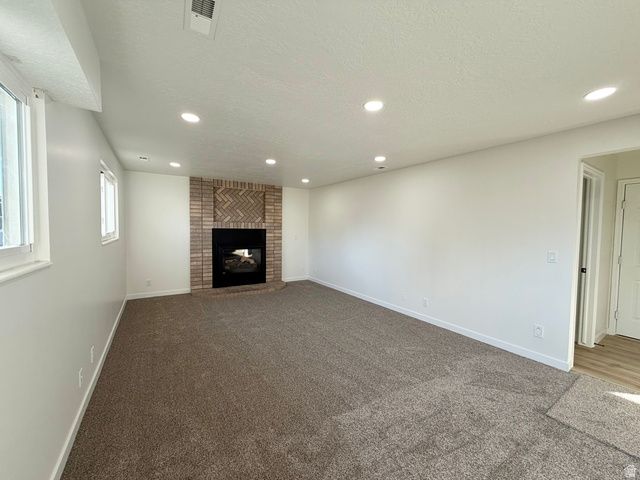 1467 W 1750 N, Clinton, UT 84015