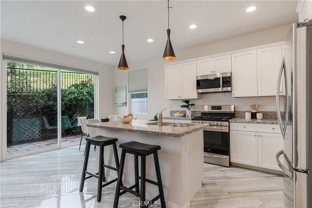 8561 N Walnut Way, West Hills, CA 91304