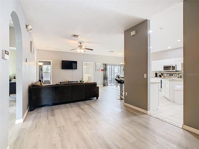 114 SANDY POINT WAY, Clermont, FL 34714