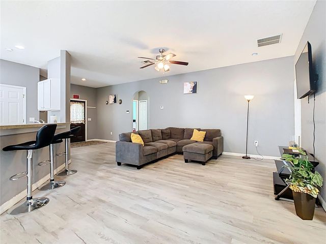 114 SANDY POINT WAY, Clermont, FL 34714